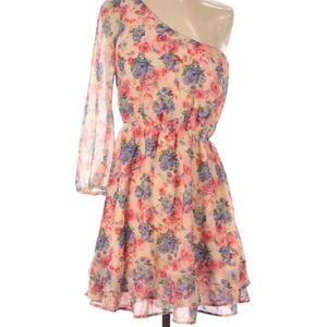 Forever 21 one shoulder dress pink size S